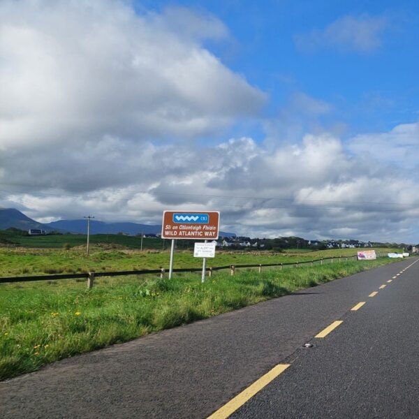 Tips driving in Ireland Wild Atlantic Way sign on road