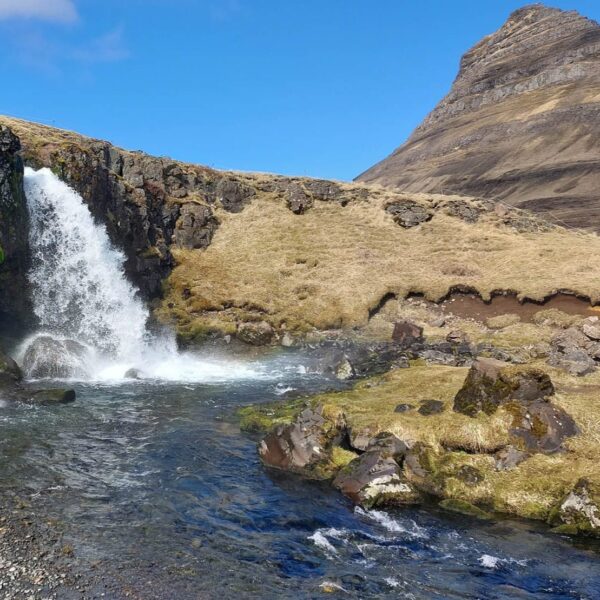 Road trip Ringroad Iceland 10 days Kirkjufellsfoss waterfall