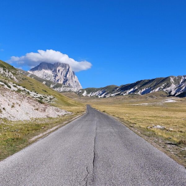 Italië weg naar Campo Imperatore